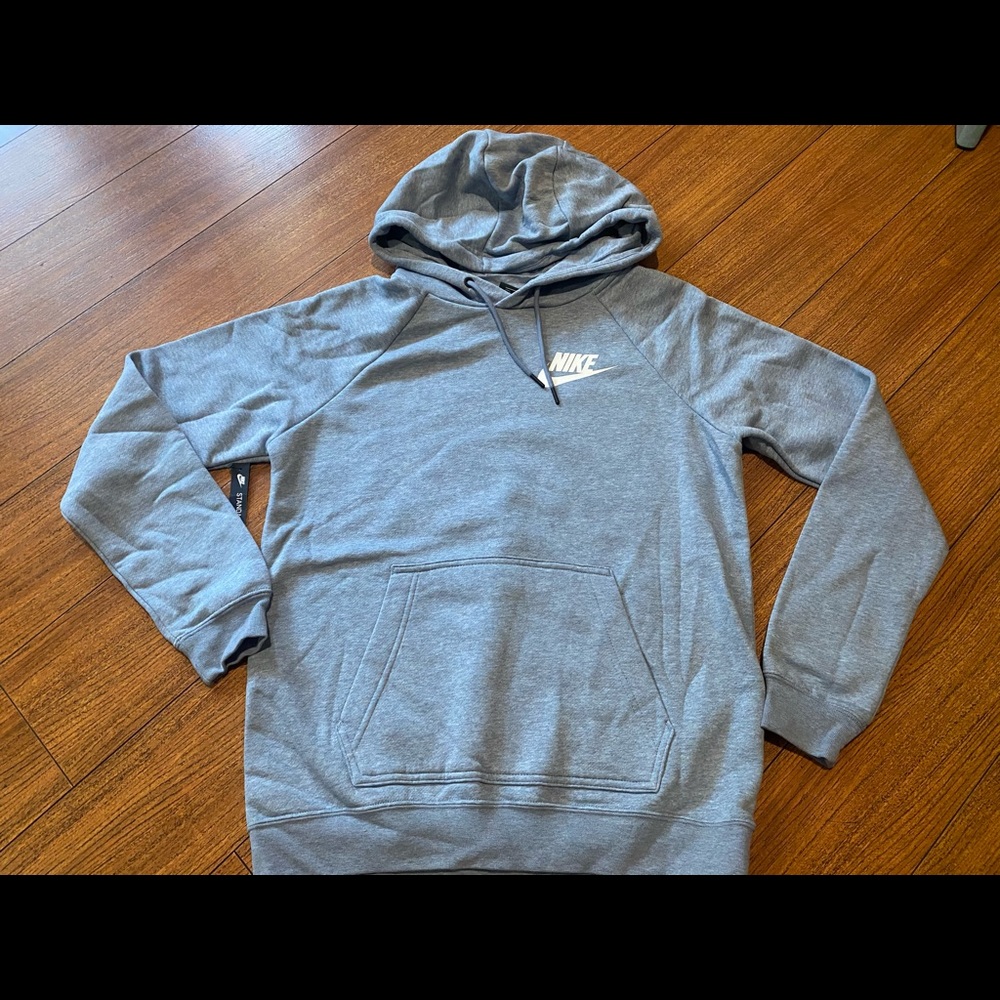 Nwt Nike Women’s Rally Hoodie Small Blue